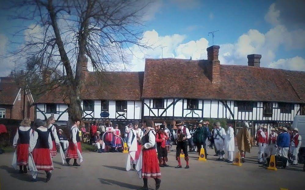 Homelea Bed And Breakfast Canterbury Buitenkant foto